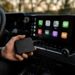 جهاز EV Play يعرض Apple CarPlay على شاشة سيارة كهربائية من جنرال موتورز، في حل يتيح استعادة دعم CarPlay وAndroid Auto داخل سيارات Chevrolet وCadillac وGMC الحديثة.