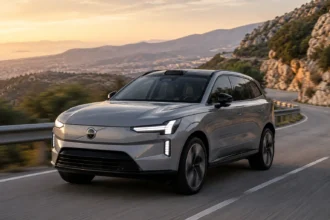 فولفو EX60 الكهربائية الجديدة خلال أول تجربة قيادة تكشف قدراتها في فئة SUV الكهربائية المتوسطة